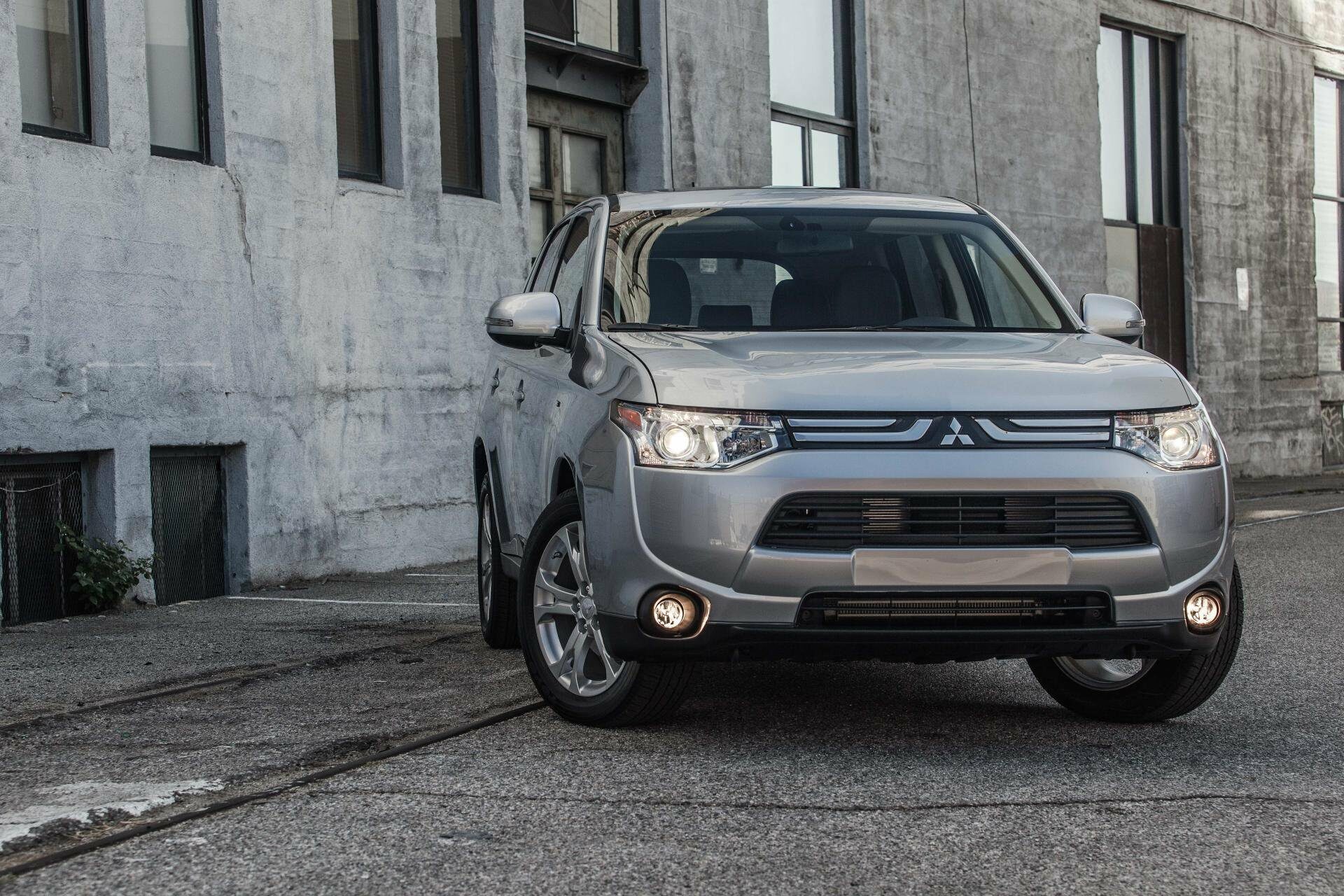 Тест-драйв Mitsubishi Outlander (2014)