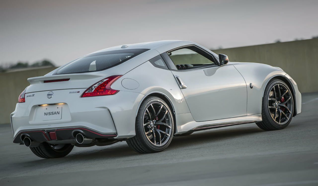 Тест-драйв Nissan 370Z Nismo (2015)