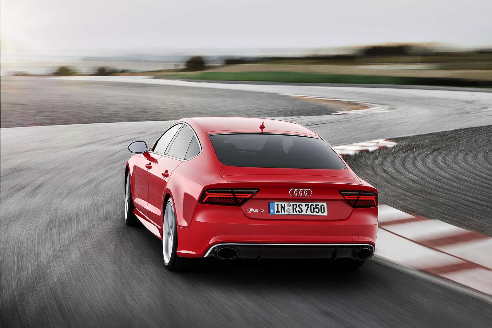 Тест-драйв Audi RS7 Sportback (2015)