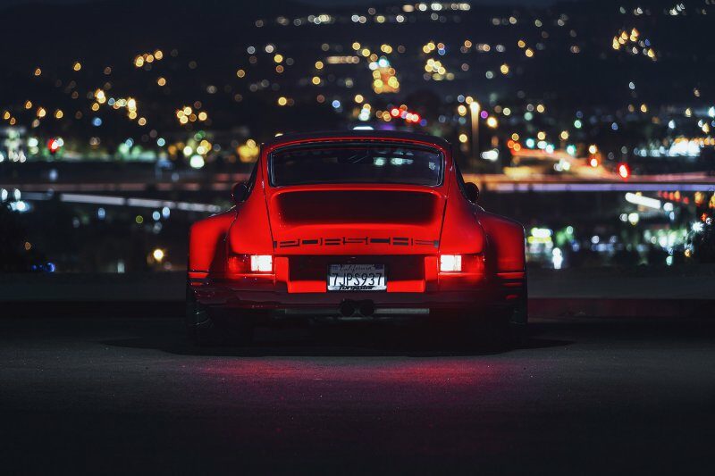 Porsche 911 Carrera в исполнении мастерской RWB