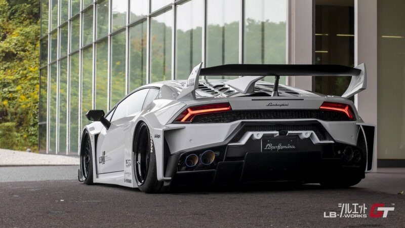 Обвес для Lamborghini Huracan от Liberty Walk