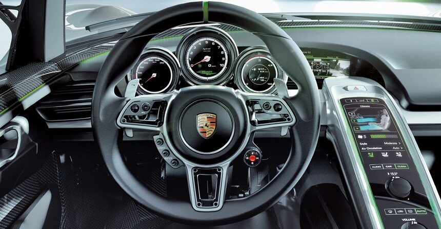 2010_porsche_918_hybrid_concept_interior-3334083