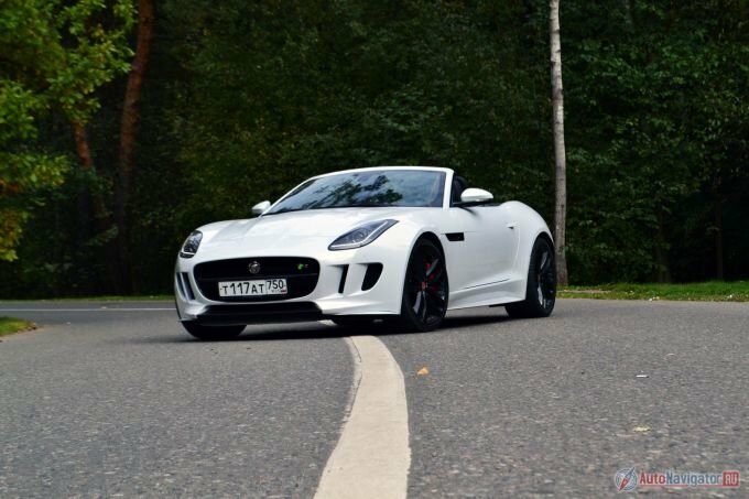 Jaguar получил ни одну премию за дизайн. Кроме того, F-type был признан самым красивым автомобилем мира по мнению жюри премии World Car Award. И знаете что? Я полностью с ними согласен