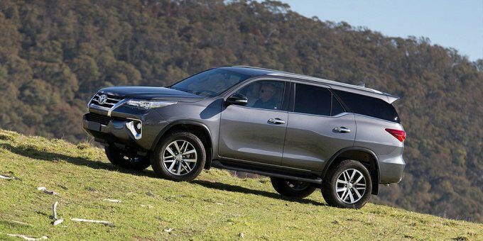 Покупателям в России представлено второе поколение Toyota Fortuner, запуск которого на глобальном рынке состоялся в 2015 году