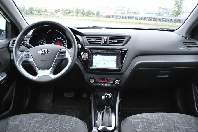 Передняя панель Kia Rio (QB) 2011–17