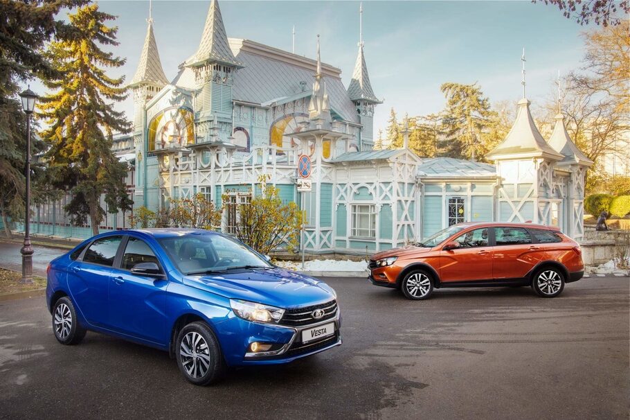 Тест драйв Lada Vesta AT до автоматизма - седан и универсал Лада Веста 1.8 на вариаторе