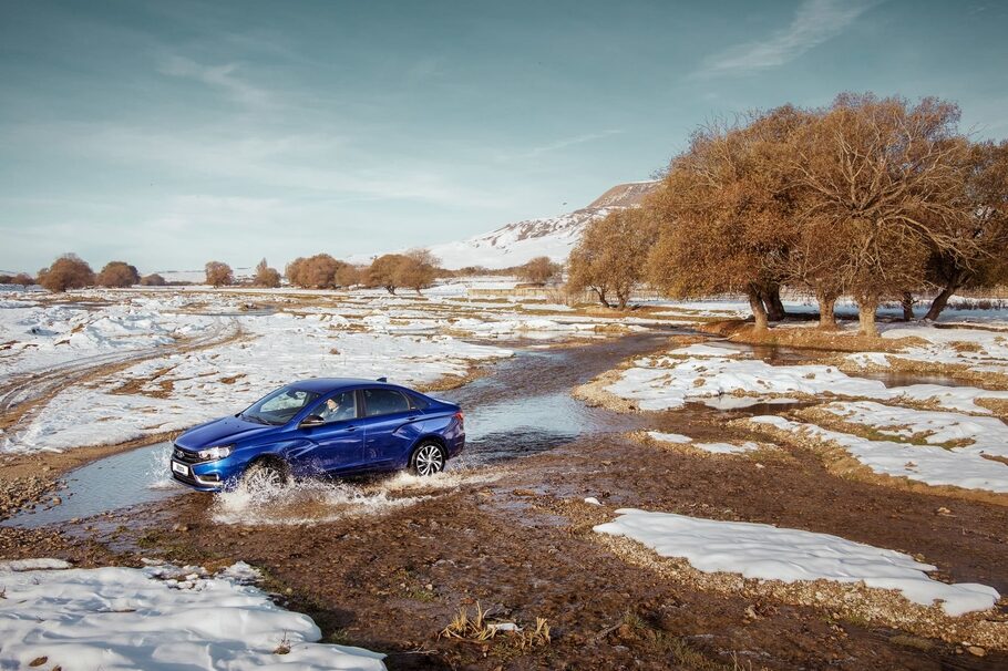 Тест драйв Lada Vesta AT до автоматизма - седан и универсал Лада Веста 1.8 на вариаторе