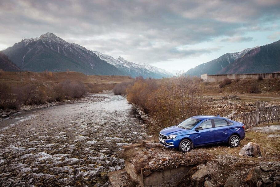 Тест драйв Lada Vesta AT до автоматизма - седан и универсал Лада Веста 1.8 на вариаторе