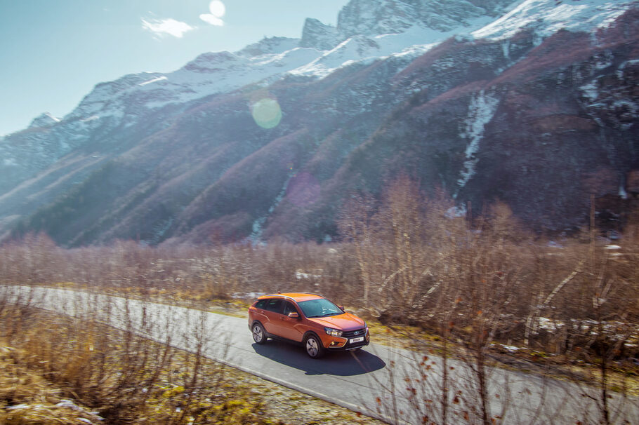 Тест драйв Lada Vesta AT до автоматизма - седан и универсал Лада Веста 1.8 на вариаторе