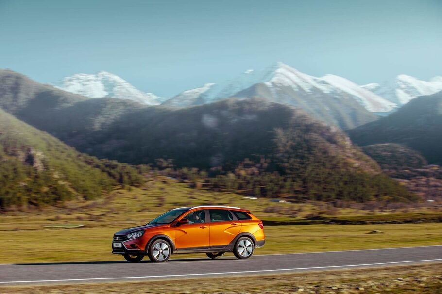 Тест драйв Lada Vesta AT до автоматизма - седан и универсал Лада Веста 1.8 на вариаторе