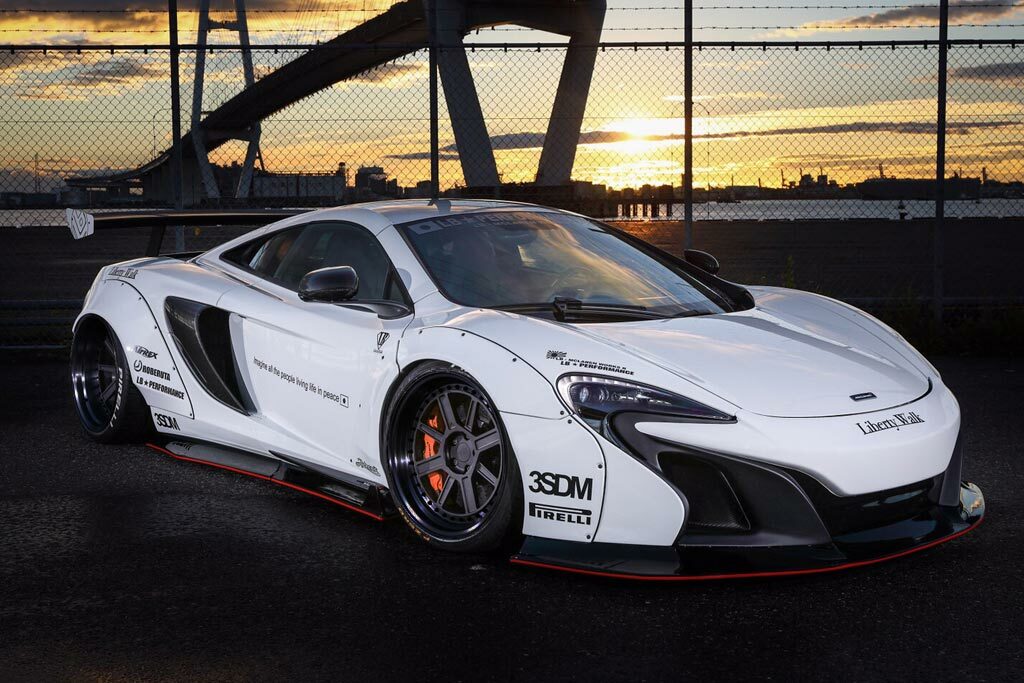 McLaren 650S в обвесе от Liberty Walk