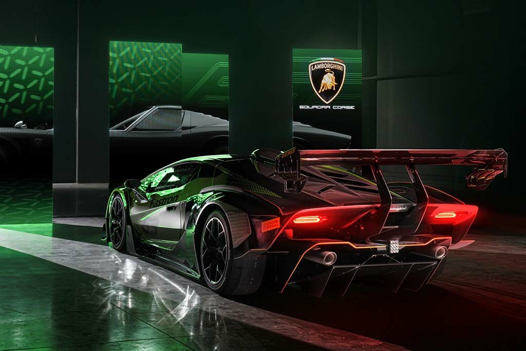 Lamborghini Essenza SCV12