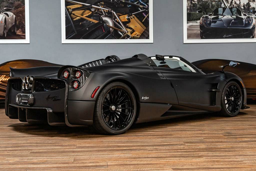 Pagani Huayra Roadster