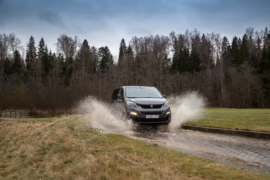 Тест драйв Peugeot Traveller 4x4  шутки в сторону