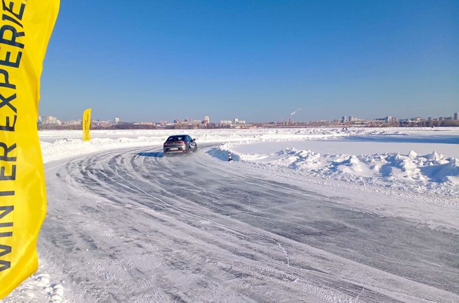 Зимний тест драйв Рено Аркана: коньки подпевают, звеня. Полный привод 4x4 на вариаторе