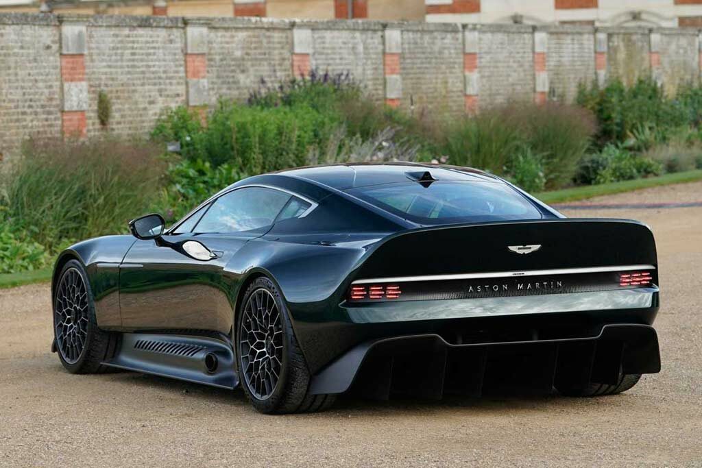 Aston Martin Victor