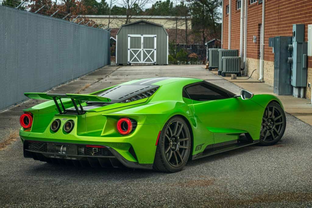 Ford GT Snake Skin Green