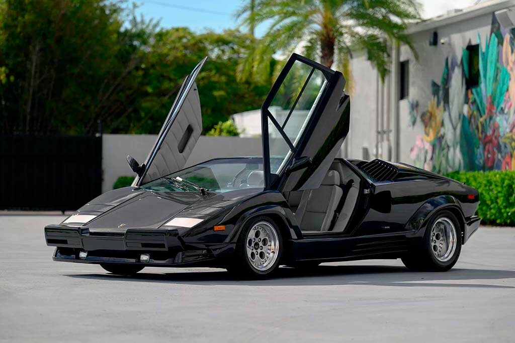 Lamborghini Countach 25th Anniversary Edition