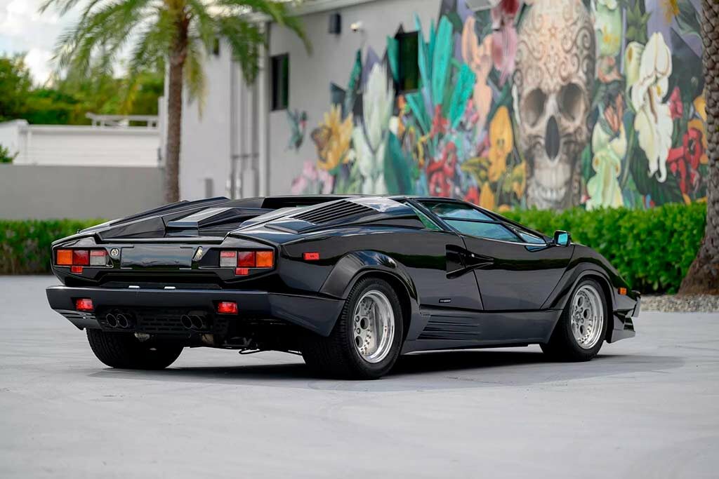 Lamborghini Countach 25th Anniversary Edition