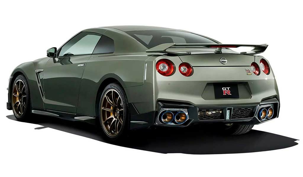 Nissan GT-R 2024